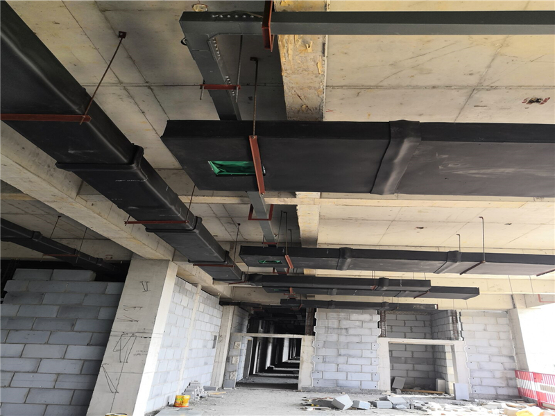 橡塑板中央空調風(fēng)管施工